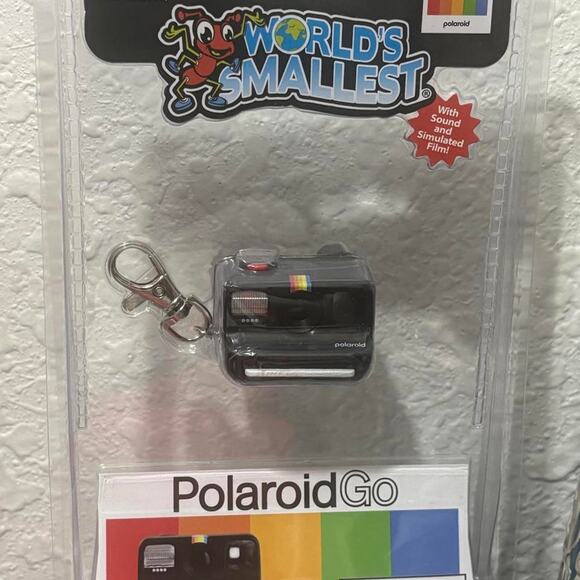 Polaroid go keychain camera brand